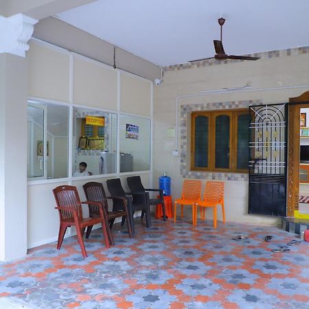 Nanda Mohan Homestay- Luxuries Ac Apartment Close To Alipiri Foothills-Kapila Teertham And Iskcon Temple Tirupati Eksteriør billede