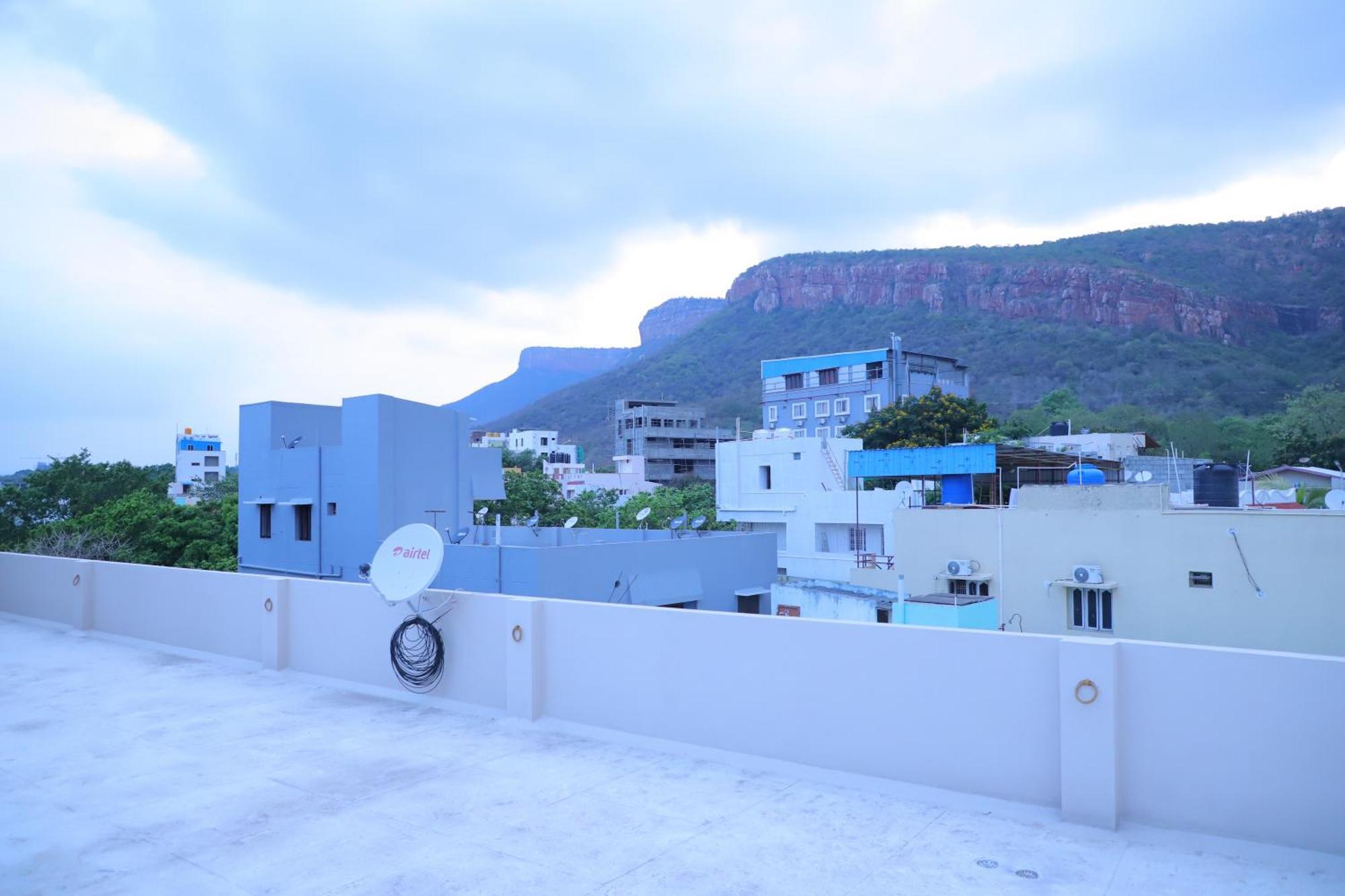 Nanda Mohan Homestay- Luxuries Ac Apartment Close To Alipiri Foothills-Kapila Teertham And Iskcon Temple Tirupati Eksteriør billede