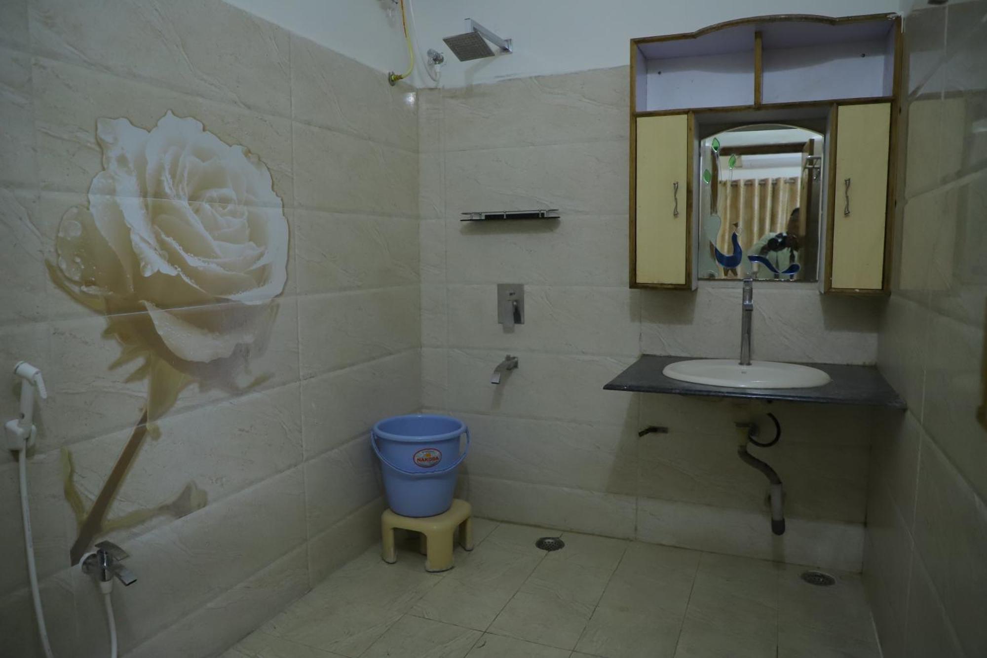 Nanda Mohan Homestay- Luxuries Ac Apartment Close To Alipiri Foothills-Kapila Teertham And Iskcon Temple Tirupati Eksteriør billede